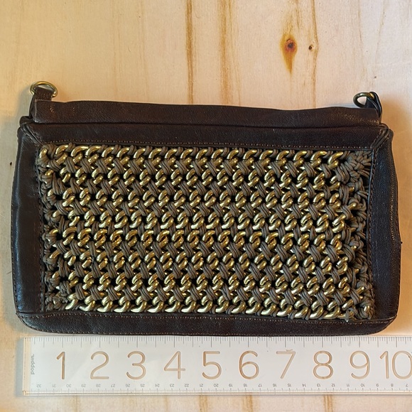 Zara Chain Clutch - Picture 8 of 9